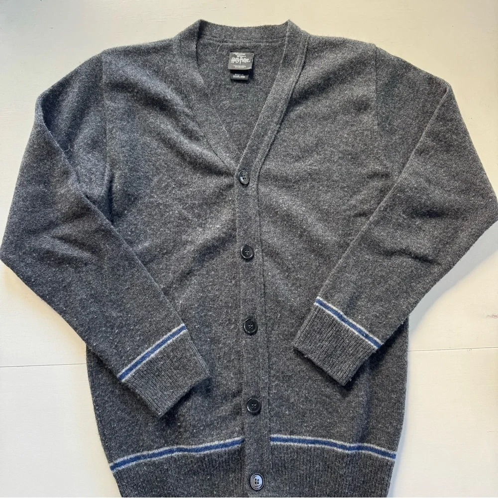 Harry Potter Wizarding World Ravenclaw Cardigan 100% Lambswool Size Small - Picture 1 of 10